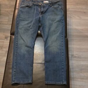 Wrangler Relaxed Fit Blue Jeans